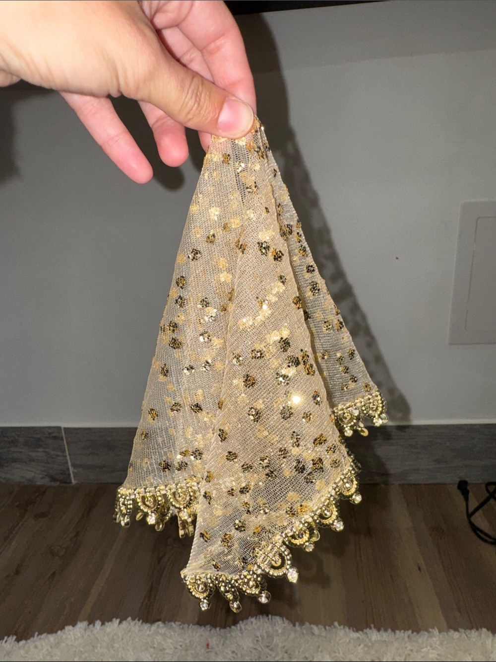 Gold Beaded Lace Mindil - Elegant Women's Accessory